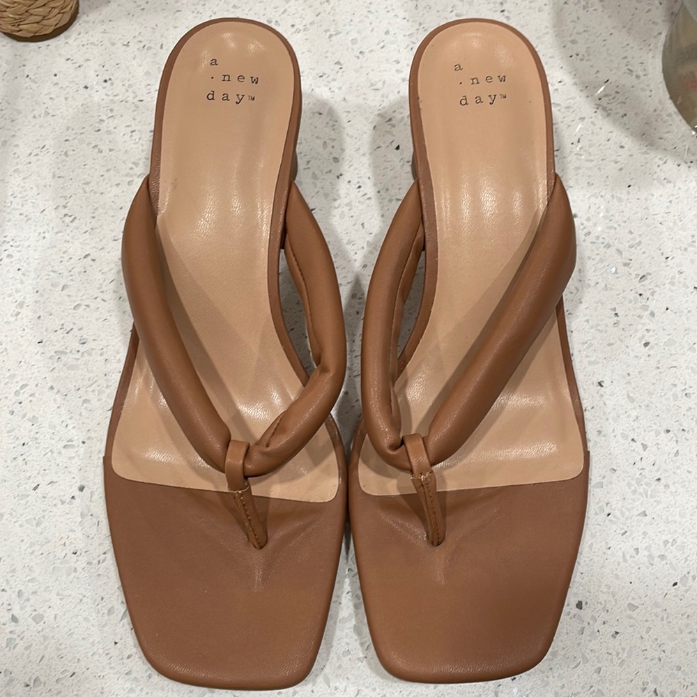 Mini heels